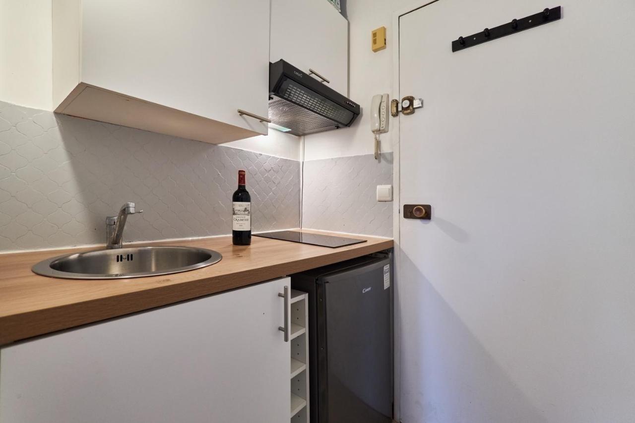 Le Marquis - T1 - 5 Mins De La Cathedrale Apartment แร็งส์ ภายนอก รูปภาพ